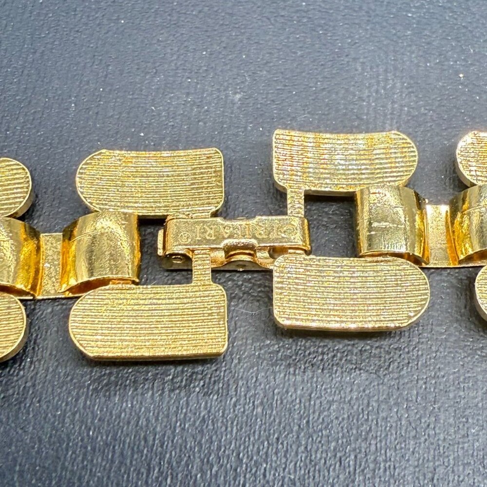 Vintage Trifari Panther Square Geometric Link Chain Choker Necklace Gold Tone - Picture 4 of 4